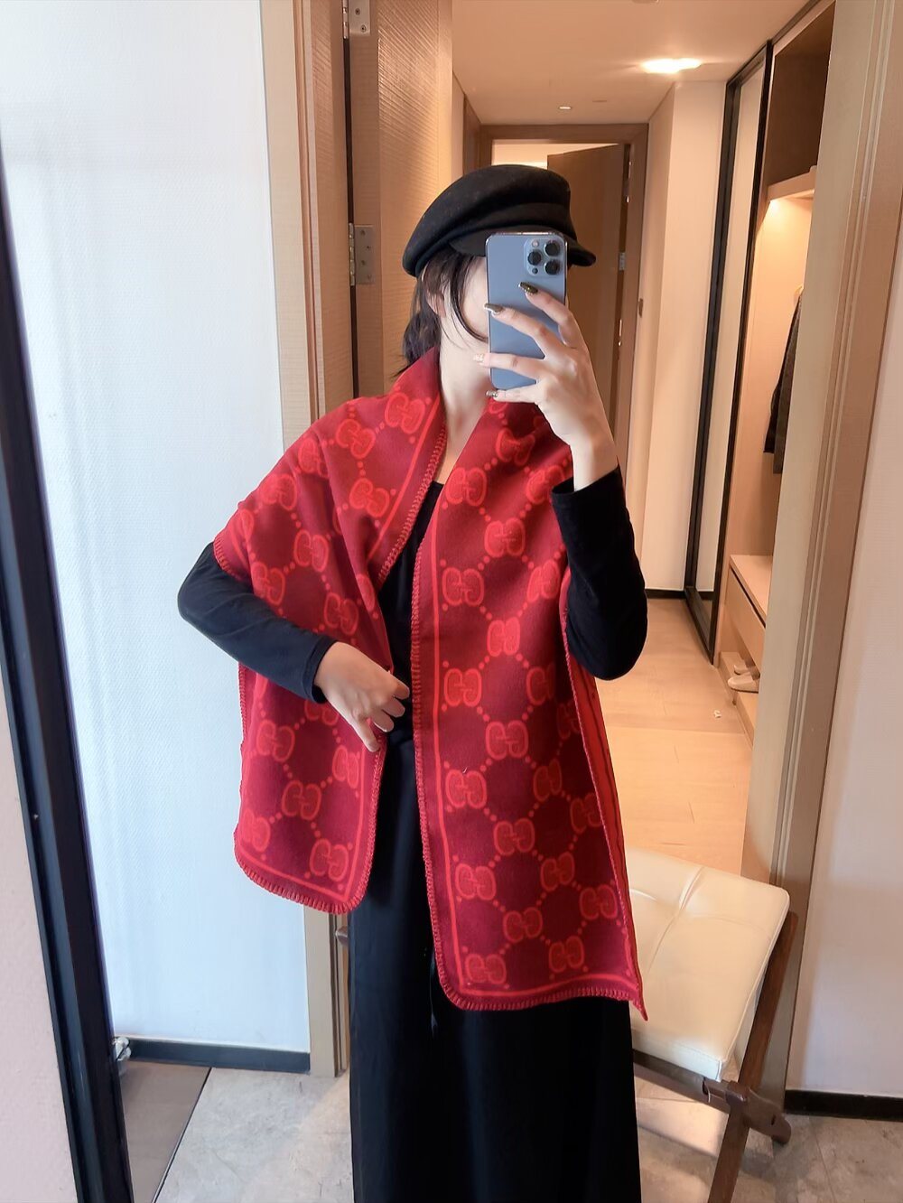Gucci Fringed Motif Scarf